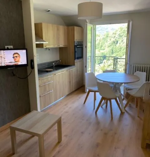 Apartament Maison Ardiden *